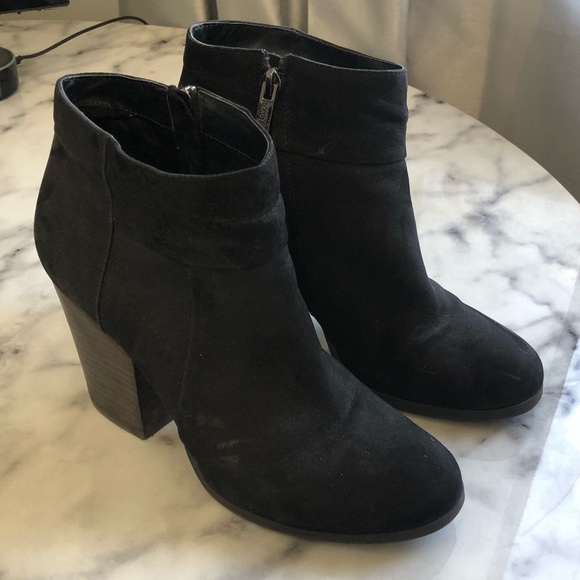 Black ankle booties